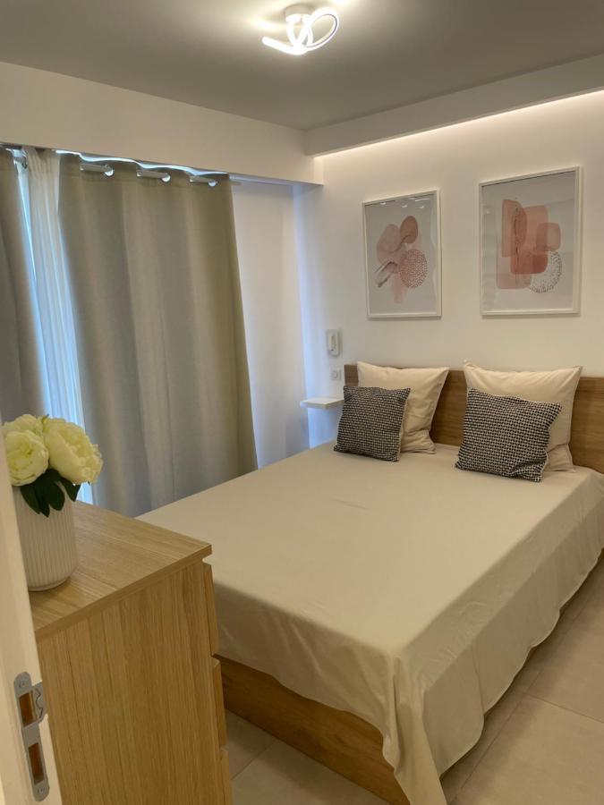 T2 Au Calme, Proche Des Plages, Climatise Et Parking Prive Cagnes-sur-Mer Exterior foto